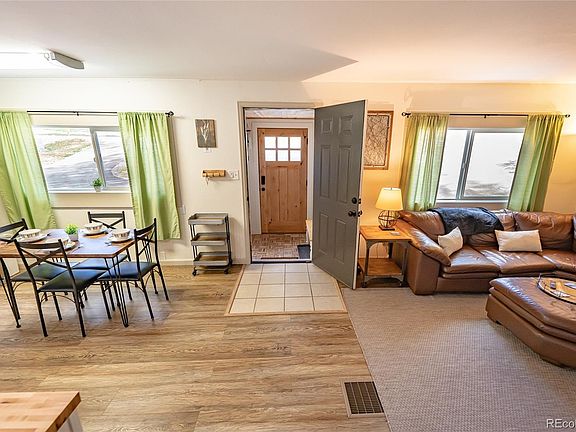 4th image of 220 Burland Drive