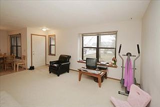 4th image of 9210 E Cd Ave