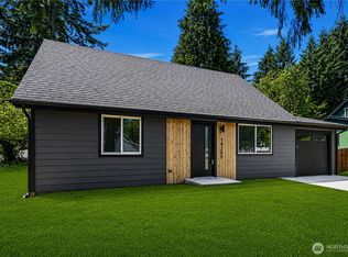 14205 77th Avenue NE, Kirkland, WA 98034