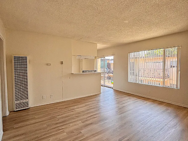 11023 California Ave #K — Photo 9
