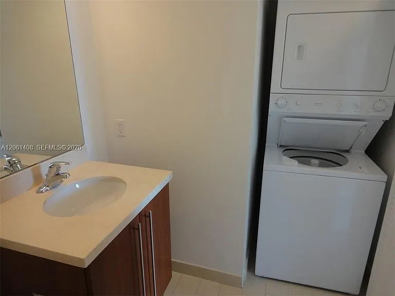 79 SW 12th St #1203 — Photo 14