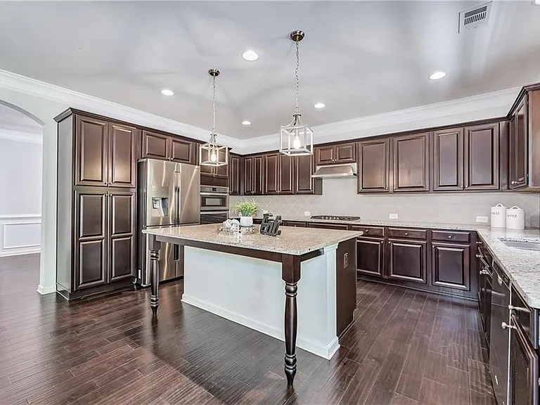 850 Grove Valley Dr — Photo 9
