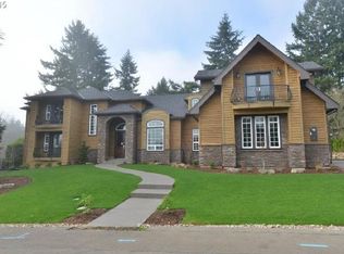 13710 Knaus Rd, Lake Oswego, OR 97034