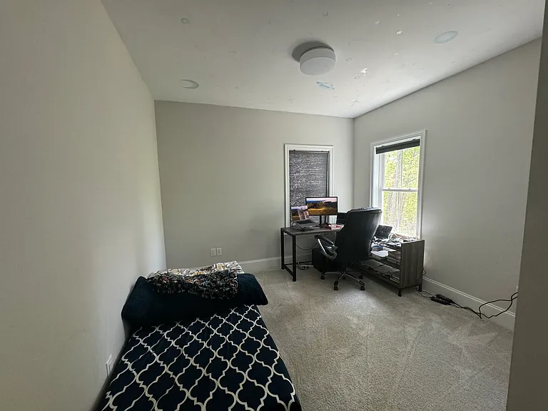 111 Caspian Way — Photo 34