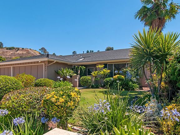 2nd image of 2217 Valley Lake Dr