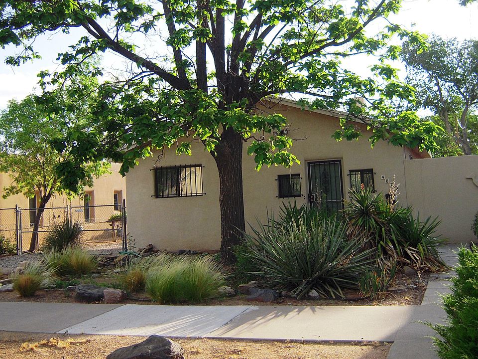 1st image of 407 Stanford Dr SE
