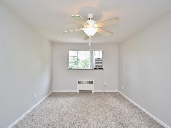 3rd image of 6142 Dryden Ave #4