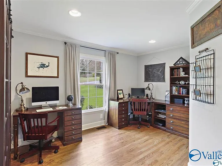 204 Roy Dr — Photo 22
