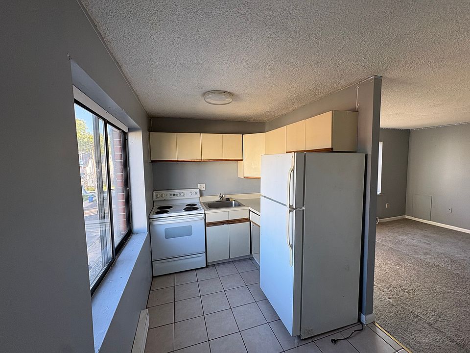 1st image of 65 Amity St APT 5