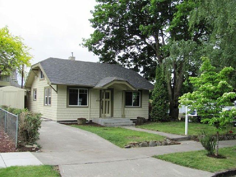 1st image of 501 E 19th St