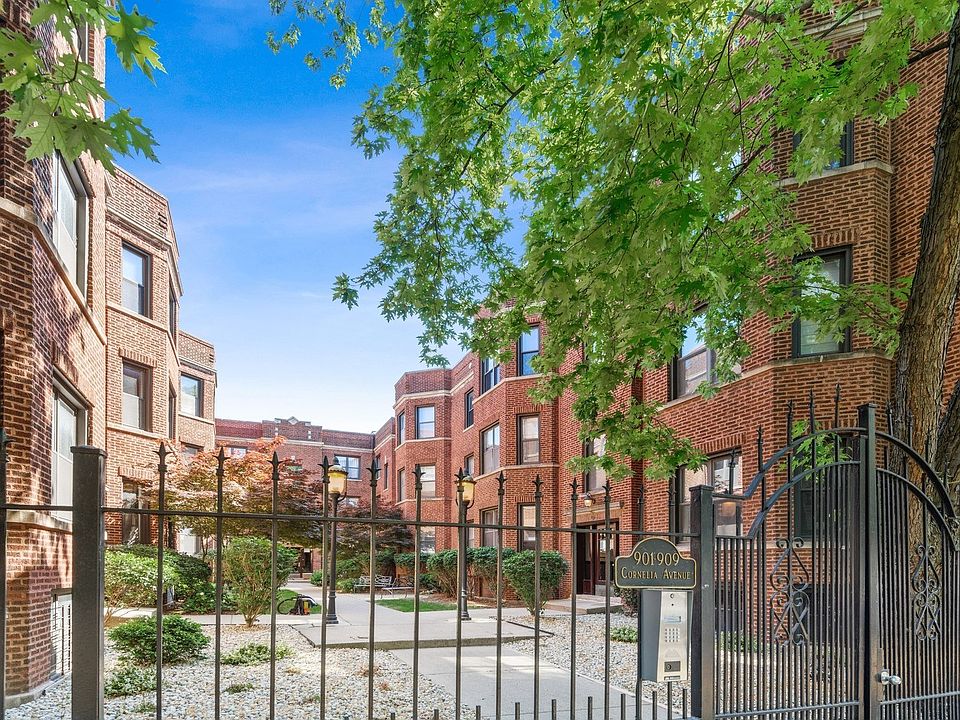 1st image of 909 W Cornelia Ave APT 3N