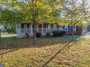 23 Wilburn Dr, Powder Springs, GA 30127