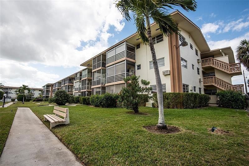 1st image of 16900 NE 14th Avenue #108