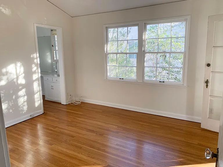 422 N Harper Ave — Photo 11