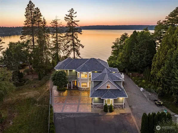 9025 Otis Beach Street NE, Olympia, WA 98516