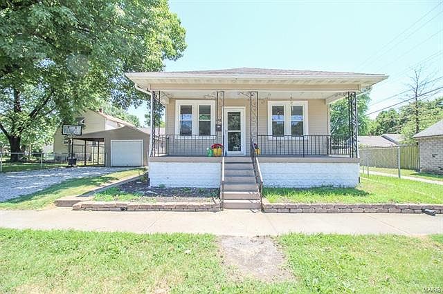 1st image of 2300 W 24th St