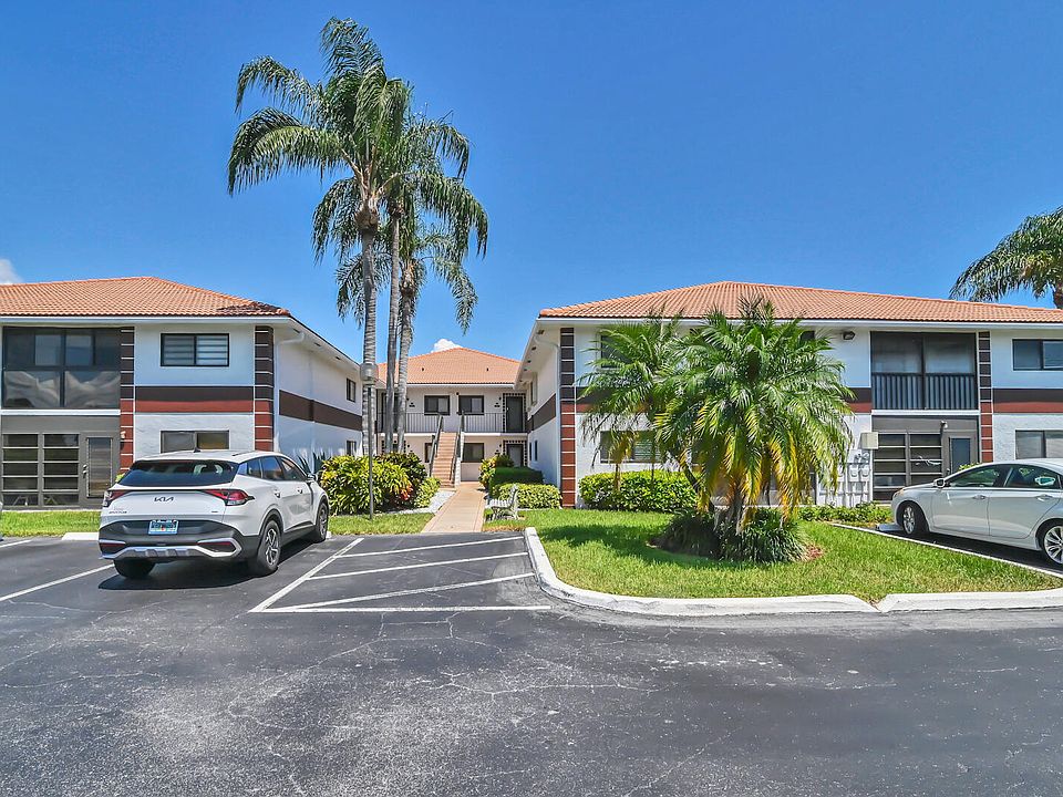 1st image of 15451 Pembridge Drive #225