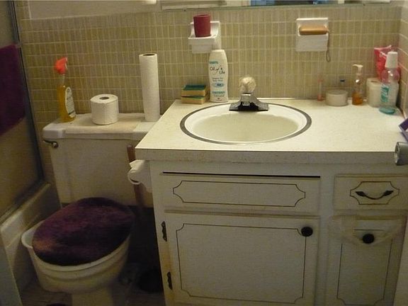 4th image of 2011 58th Ave N APT 21