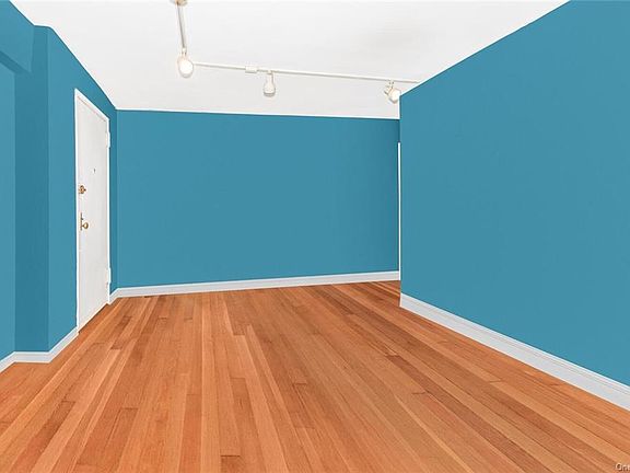 5th image of 610 Waring Ave APT 4E