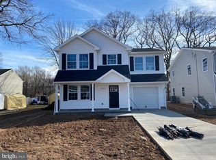 1914 Dixon Ave, Croydon, PA 19021