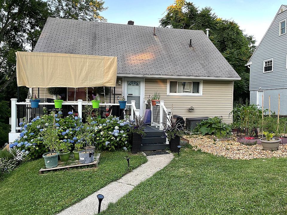 2nd image of 345 Whittier Dr
