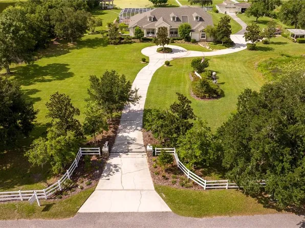 13717 Canterfield Dr, Riverview, FL 33579