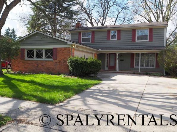 1367 Pine Valley Ct