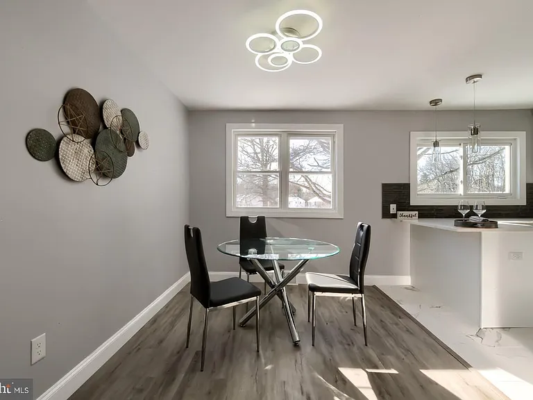 502 Bloomfield Dr — Photo 8