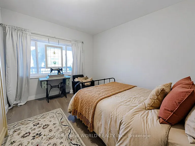 10 Dixon Ave #MAIN — Photo 7