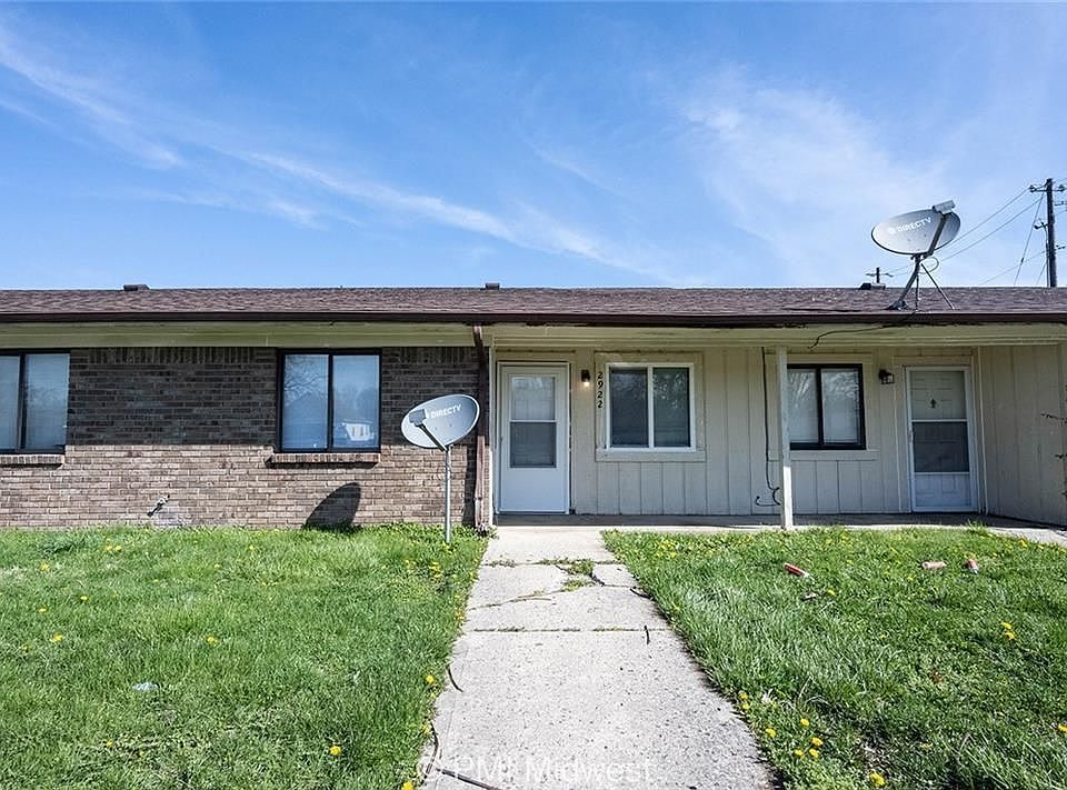 1st image of 2859 Oxford Ln