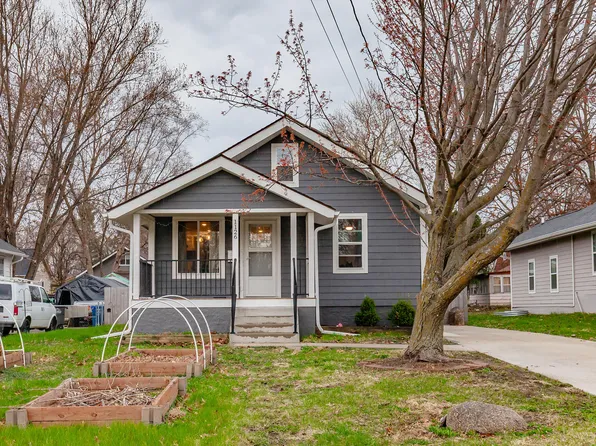 1126 Seneca Ave, Des Moines, IA 50313