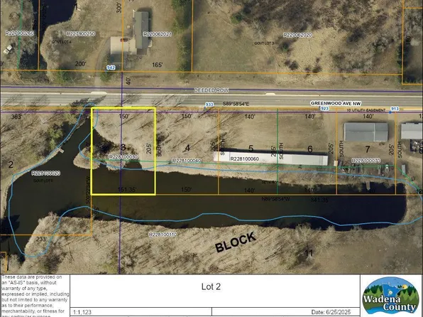 624 10th St NW, Wadena, MN 56482