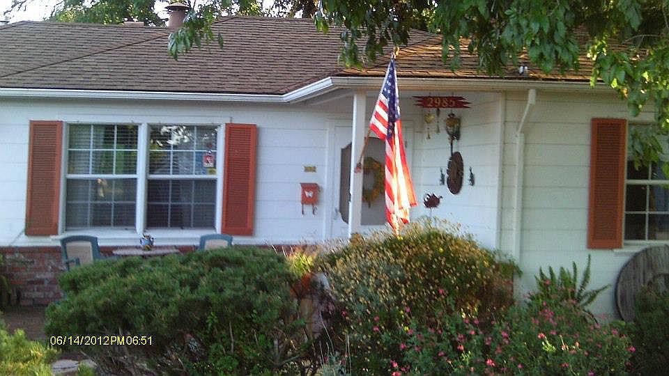 2nd image of 2985 1st St