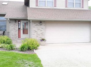 38612 Golf View Dr, Prairie Du Chien, WI 53821
