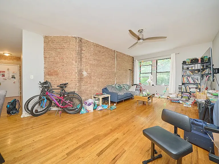 587 Riverside Dr #2E — Photo 6
