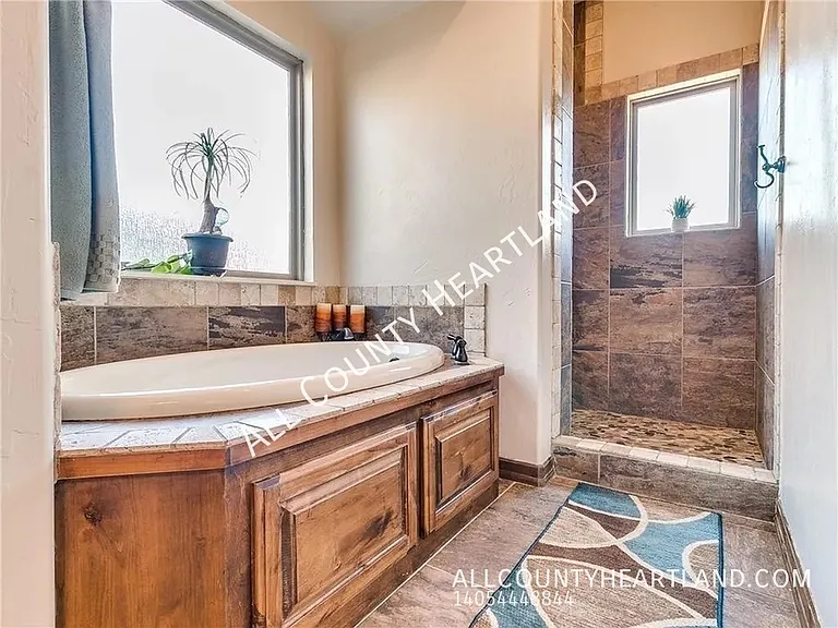 12609 NW 7th Ct — Photo 7