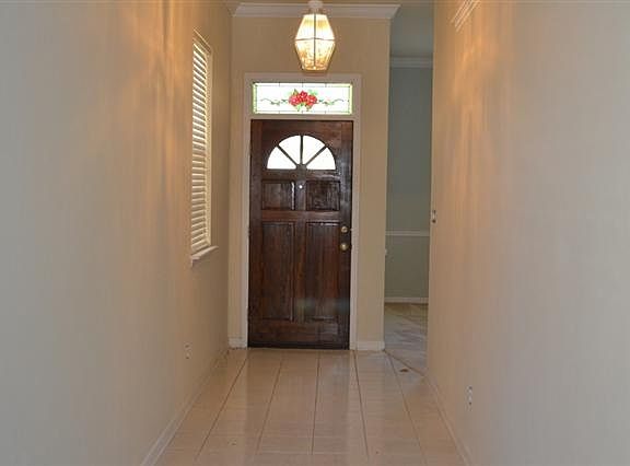 2nd image of 2112 Pink Flamingo Ln