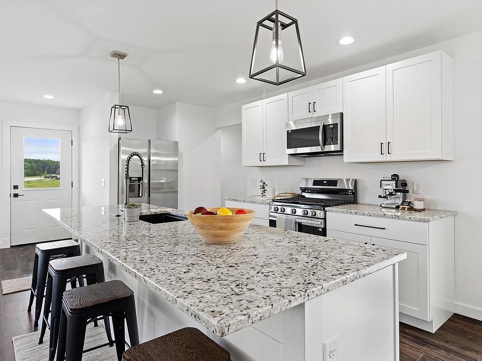 1st image of 120 Ervalice COURT
