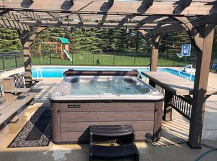 436 Franklin Lake Cir, Oxford, MI 48371