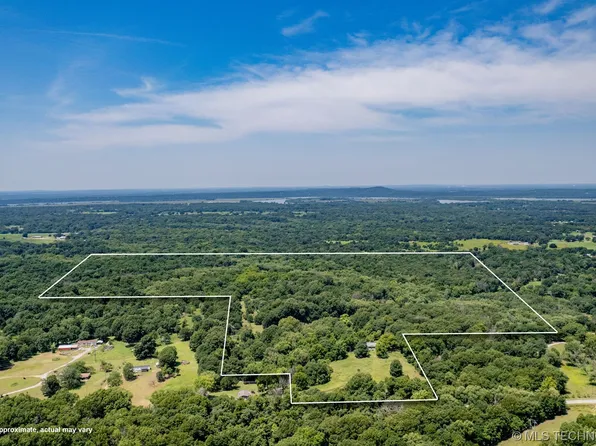 7865 S 105th St E, Braggs, OK 74423