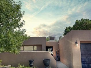 1915 Mountain Shadow Dr, Carlsbad, NM 88220