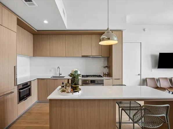 44 East Ave #1808, Austin, TX 78701