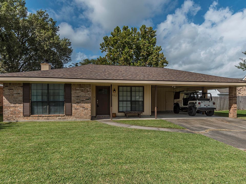 1st image of 402 Golden Fields Dr