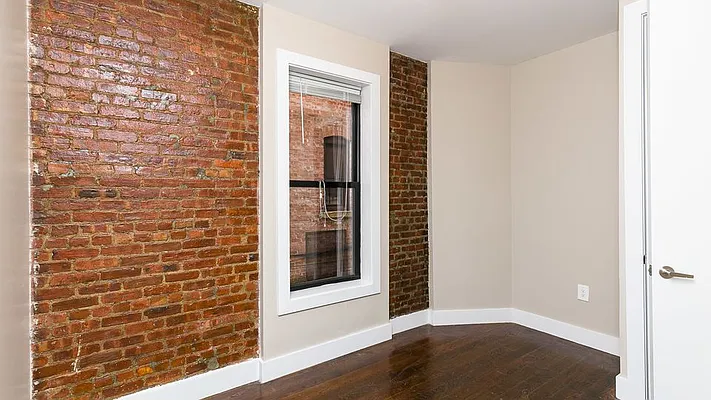 Rented by Nooklyn NYC LLC | media 28