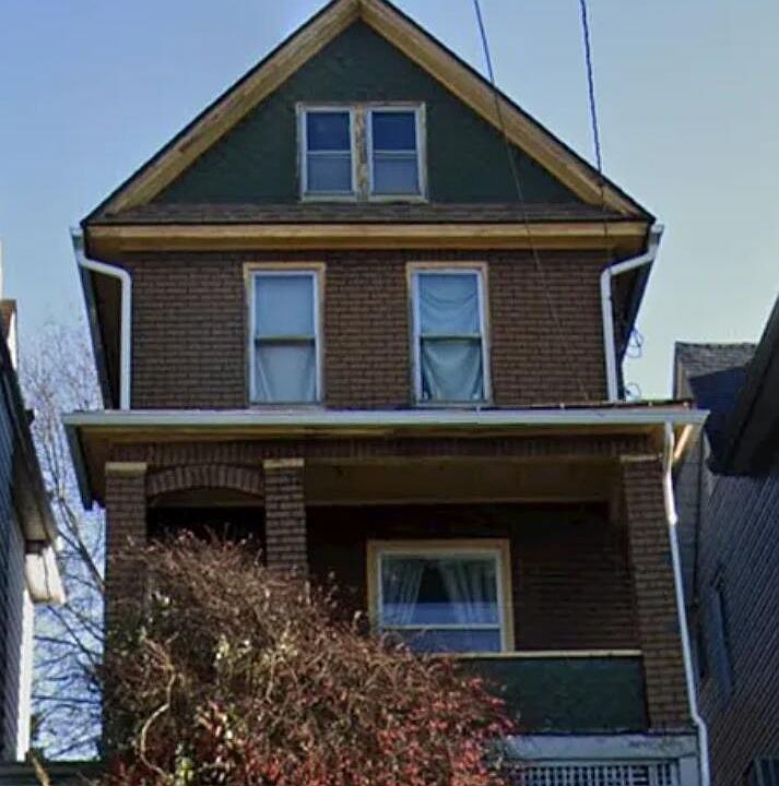 1st image of 623 Crown Ave