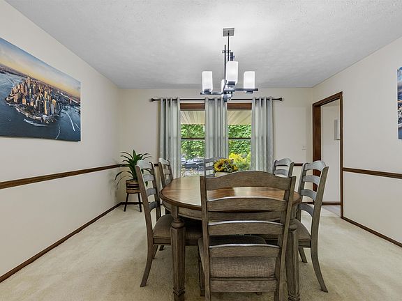 2nd image of 5561 Crittenden Cir