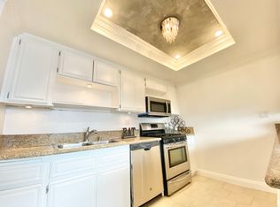 1136 S Shenandoah St APT 303, Los Angeles, CA 90035