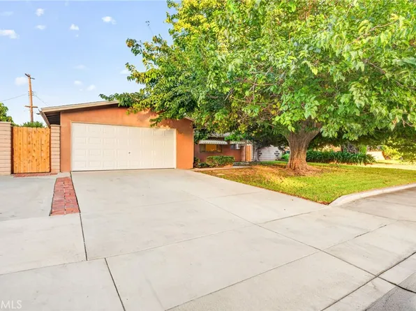 3261 Wallingham Dr, Riverside, CA 92503