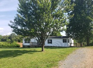 8431 Truevine Rd, Glade Hill, VA 24092