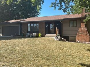 1105 10th Ave SW, Humboldt, IA 50548